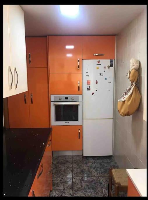 Mar Y Gibraltar: ¡Tu Refugio! Apartment La Linea de la Concepcion Exterior photo